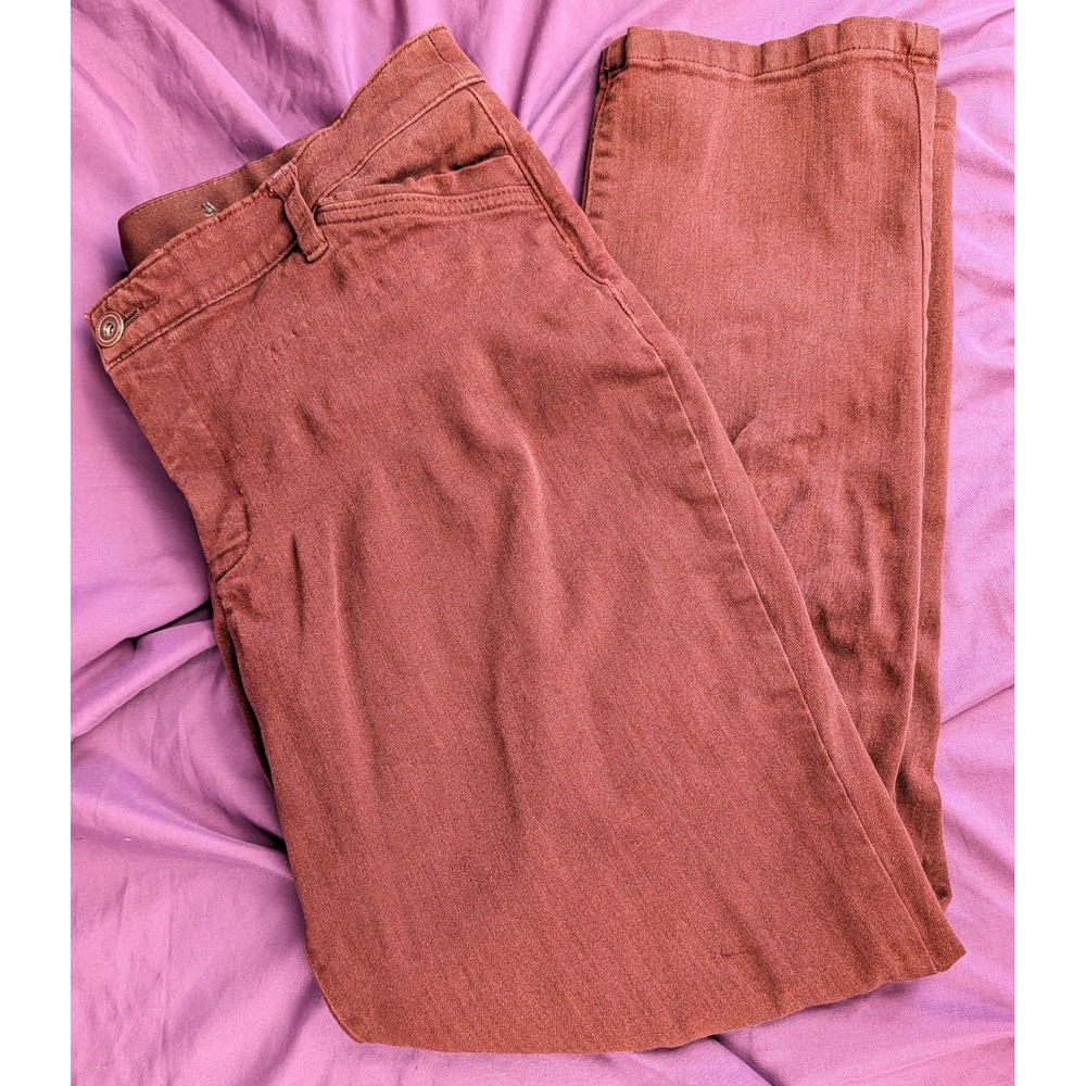 C.J. Banks Signature Slimming straight leg Women's 14W Petite Wine denim jeans
